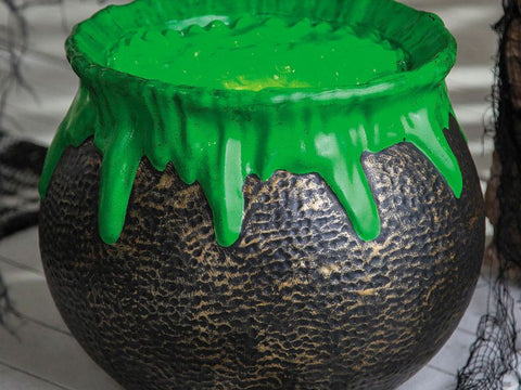 Lightup Witch Cauldron