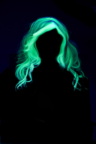C. Wig Gtray Glow in the Dark Ghost